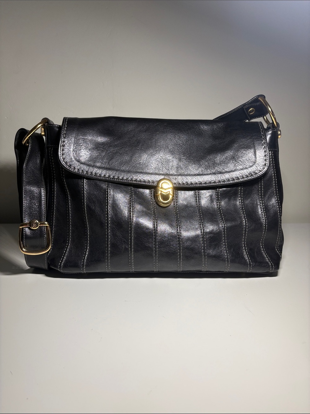 Mario Orlandi Classic Black Leather Shoulder Bag with Gold Hardware